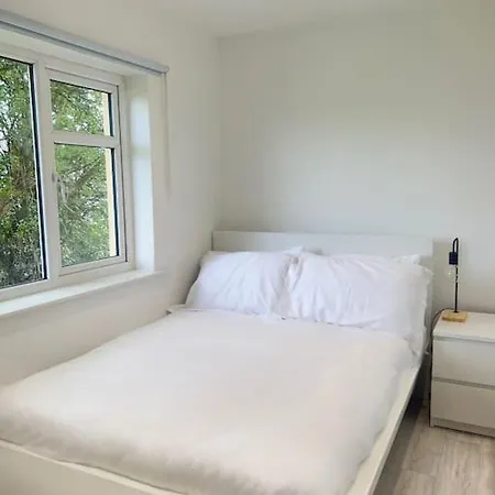 شقة Chic City Pad غالواي