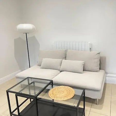 Chic City Pad